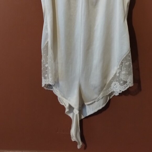 Vintage Warners Whimsies BEIGE Teddy Bodysuit Size 36 Antron III Nylon USA - Picture 3 of 10